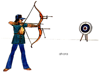 Imagen de un hombre practicando el tiro de arco